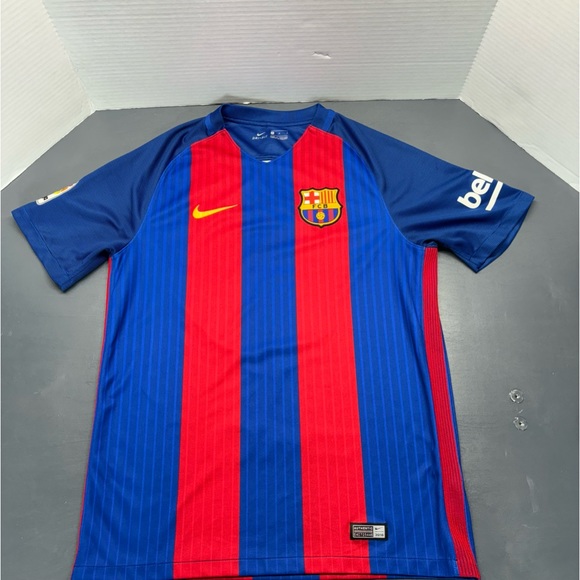 Nike Other - Nike FC Barcelona Jersey 2016 Sz M Futbol Soccer Shirt Dri Fit Unicef Beko